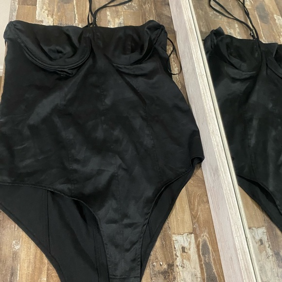 Zara Black Corset Bodysuit. - Picture 11 of 11